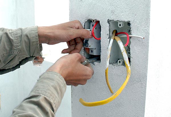 Sửa nguồn điện bị sụt áp( giảm áp) liên tục